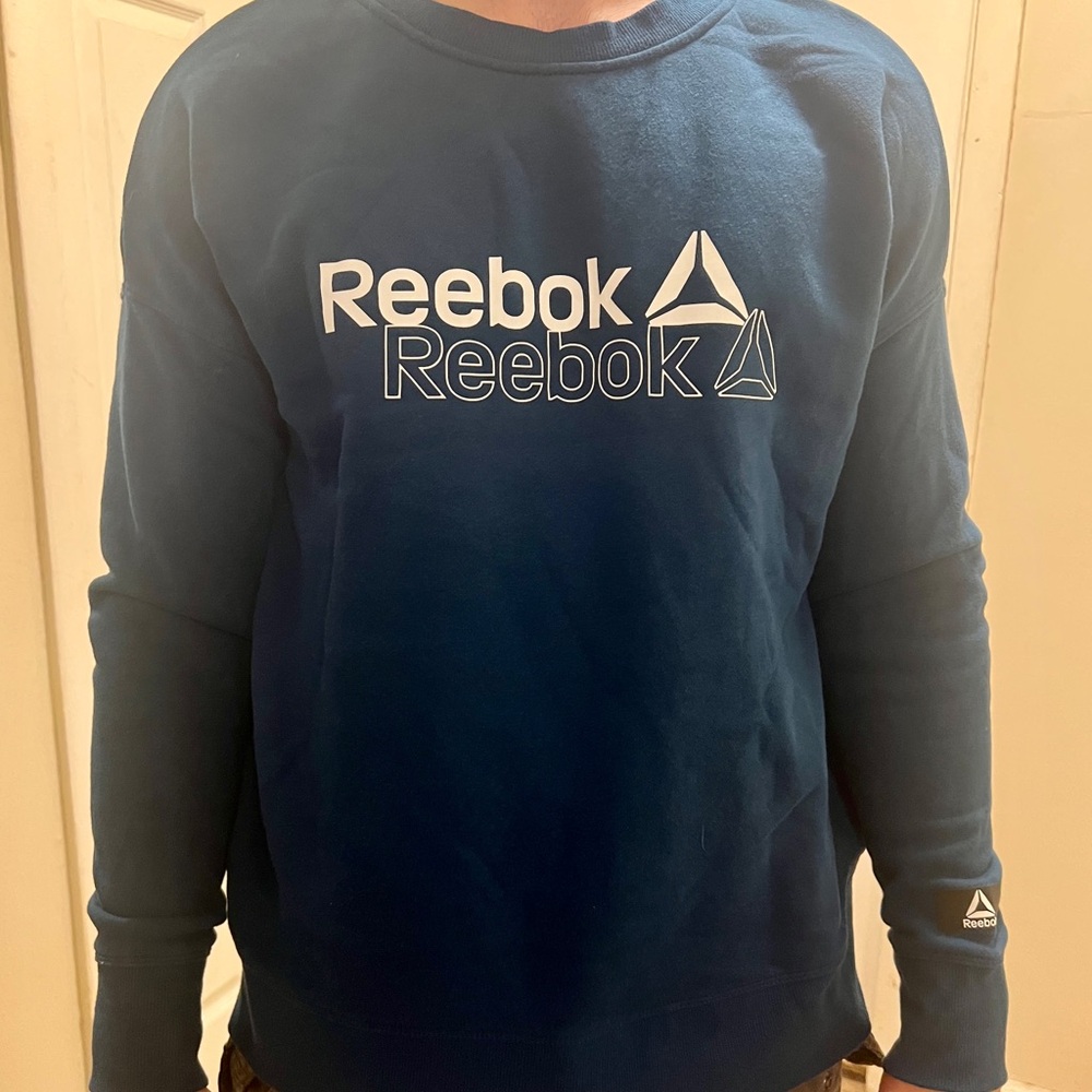 Men’s Reebok Blue Crewneck Sweater size L